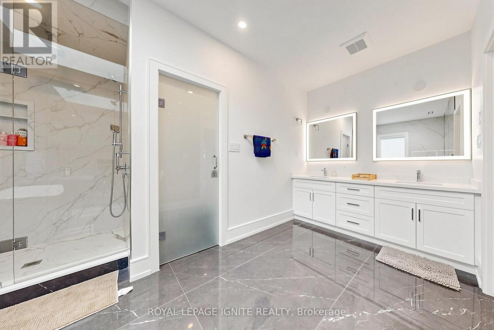26 DEVONDALE AVENUE - 23