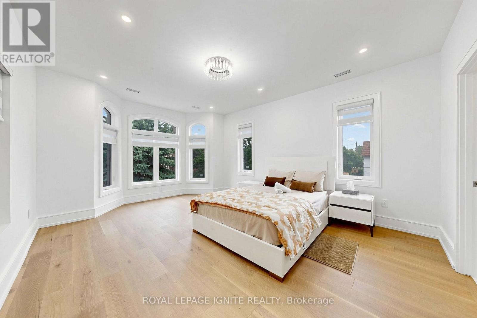 26 DEVONDALE AVENUE - 29