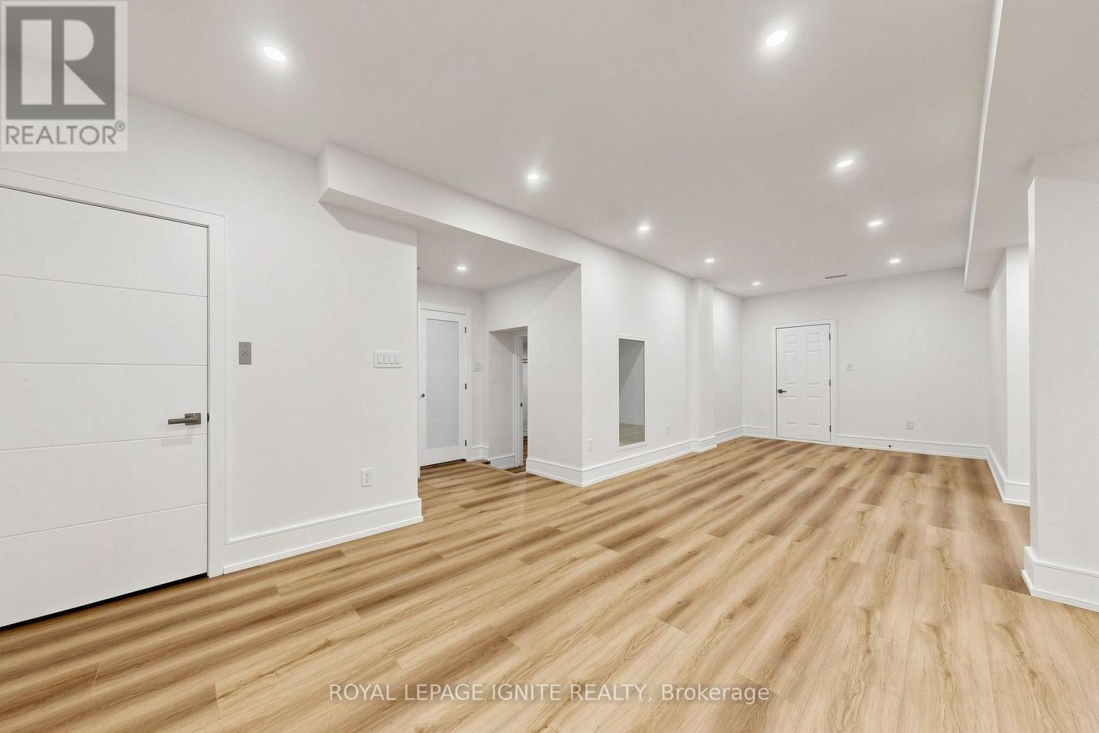 26 DEVONDALE AVENUE - Image 35