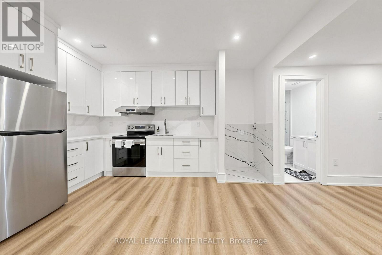 26 DEVONDALE AVENUE - 37