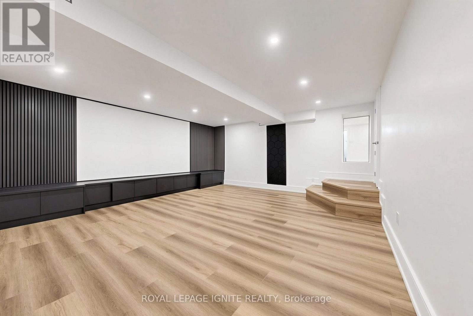 26 DEVONDALE AVENUE - 39