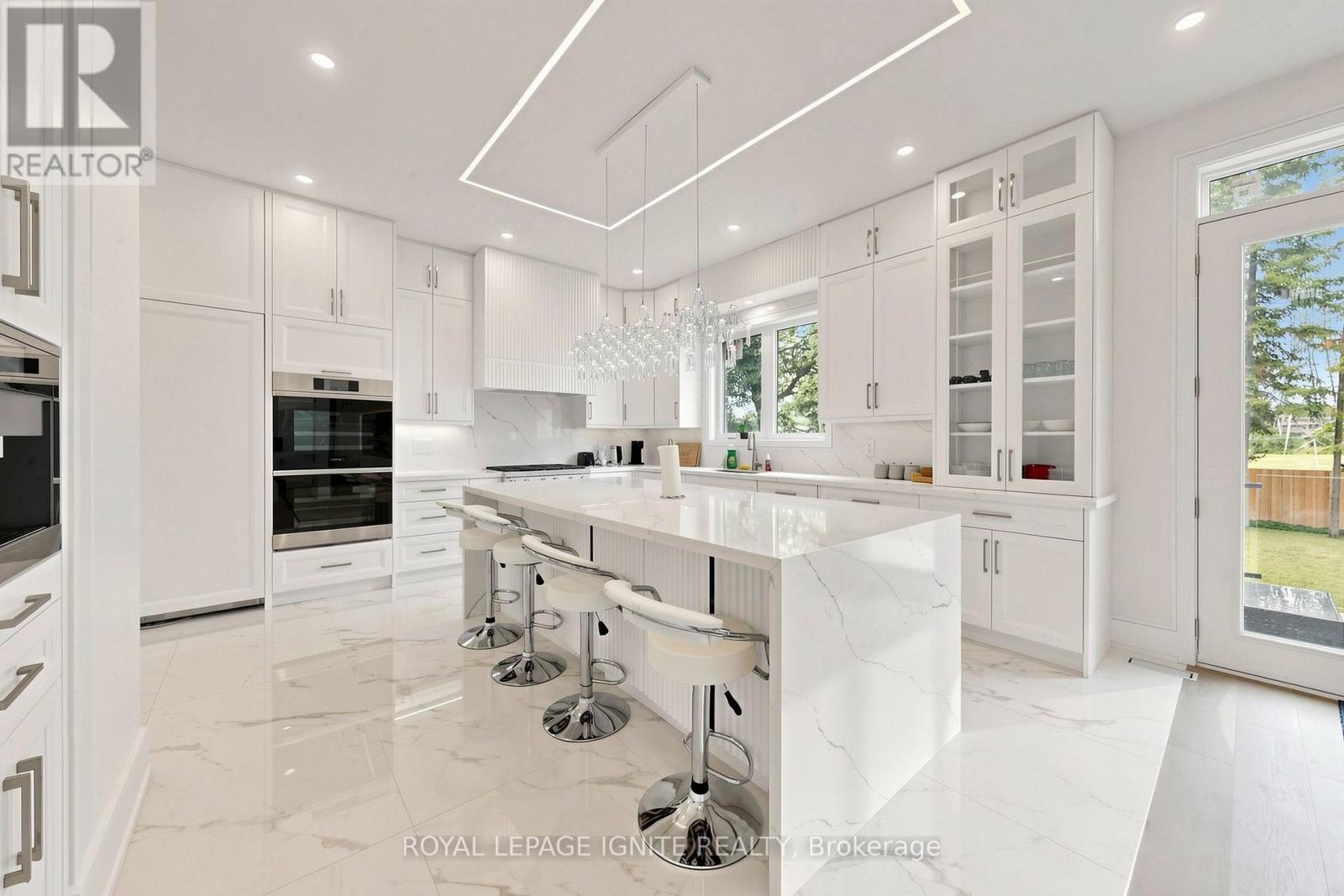 26 DEVONDALE AVENUE - 7