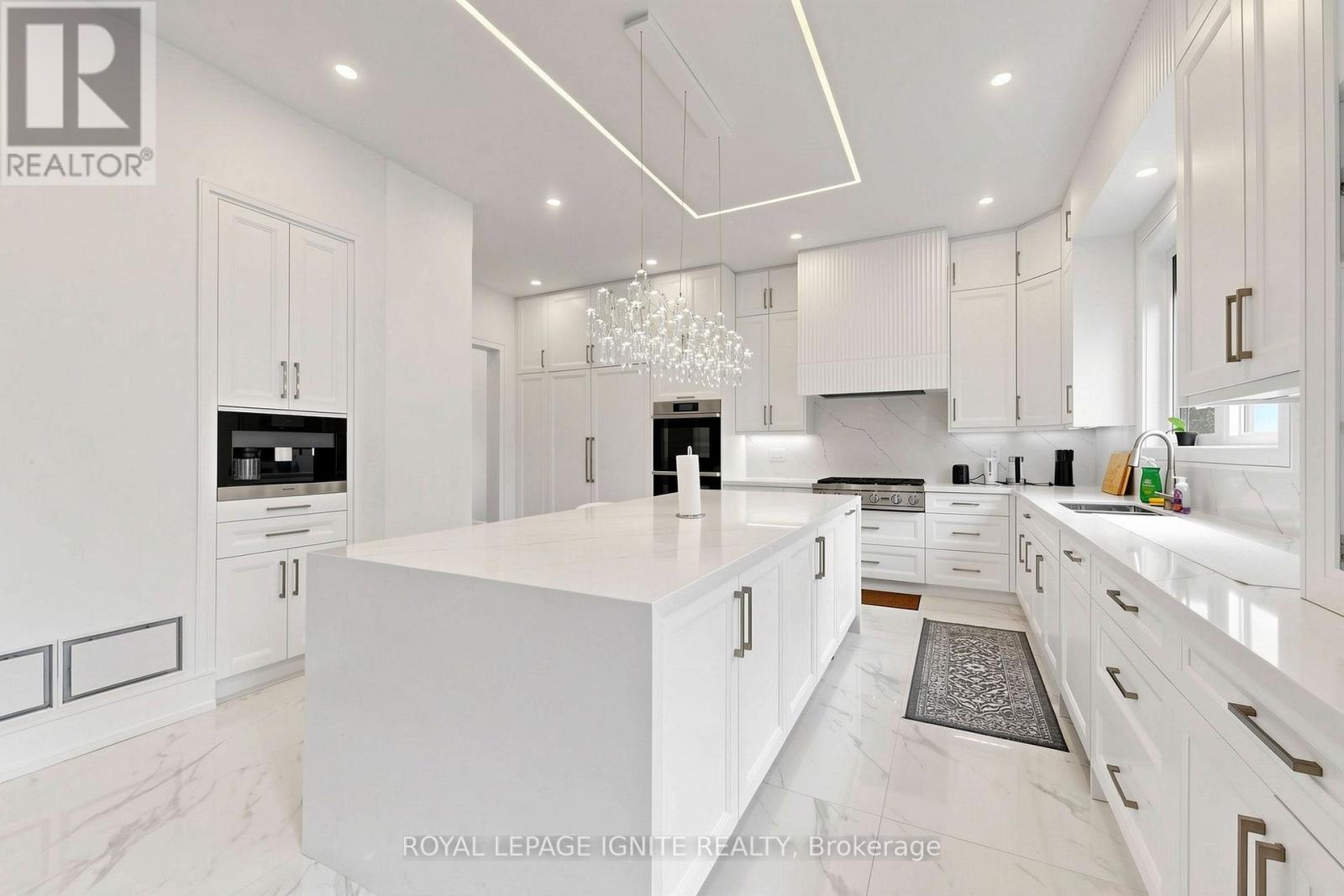 26 DEVONDALE AVENUE - 8