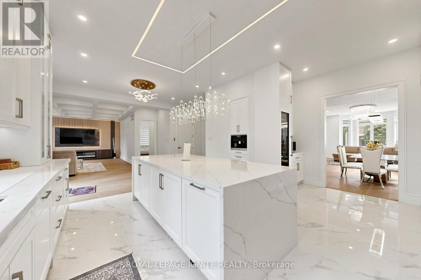 26 DEVONDALE AVENUE - 9