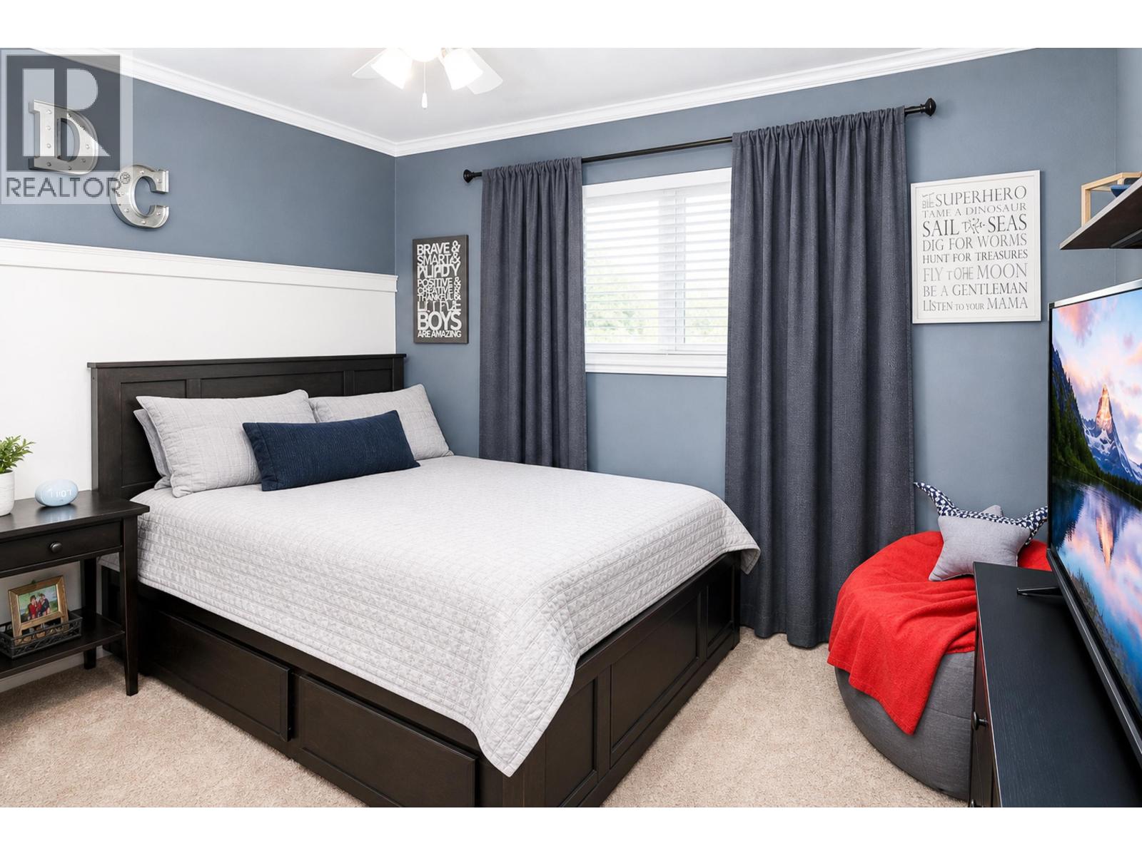 23415 WHIPPOORWILL AVENUE, Maple Ridge