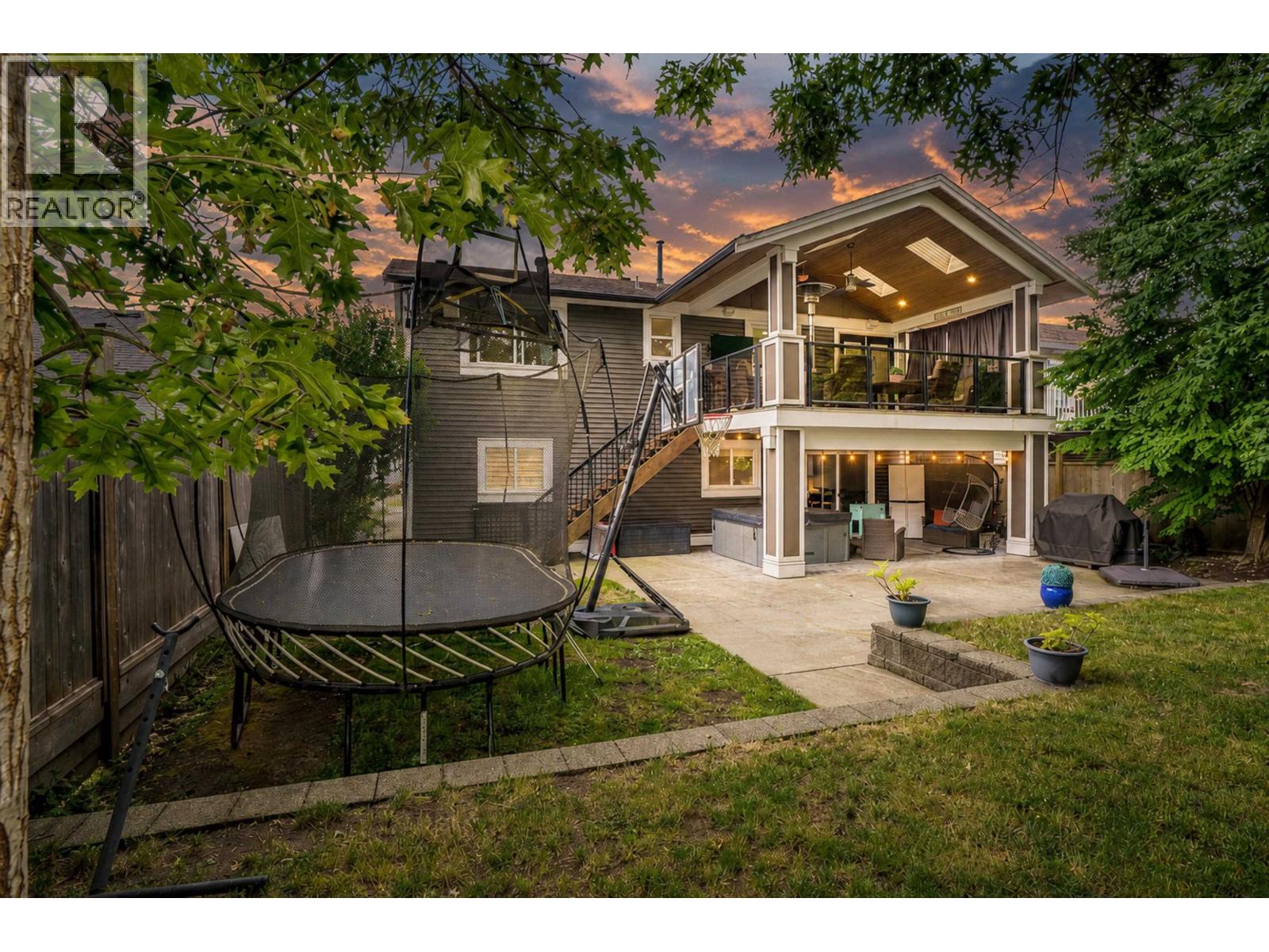 23415 WHIPPOORWILL AVENUE, Maple Ridge