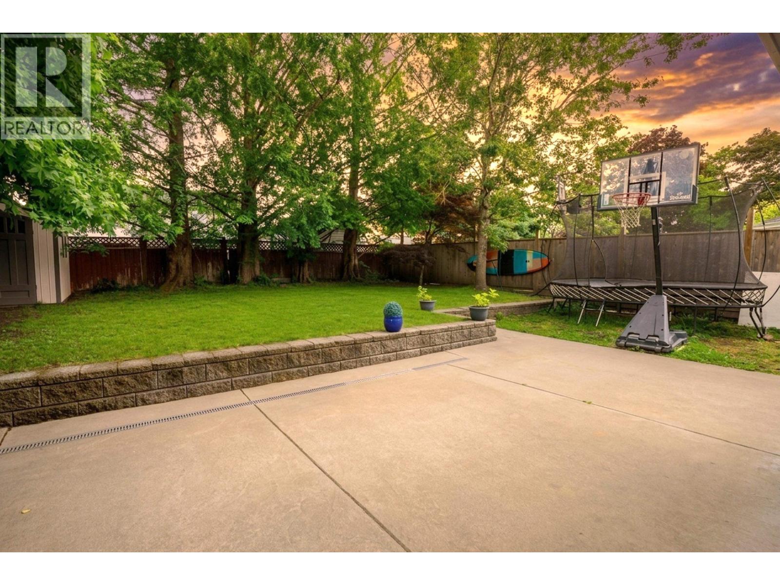 23415 WHIPPOORWILL AVENUE, Maple Ridge
