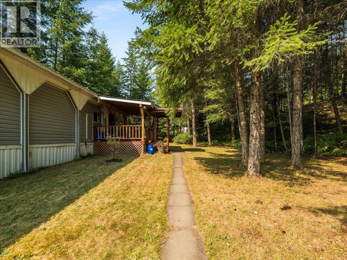 8864 SLOCAN S Road - 69