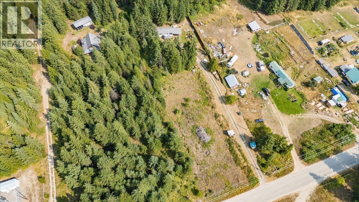 8864 SLOCAN S Road - 75