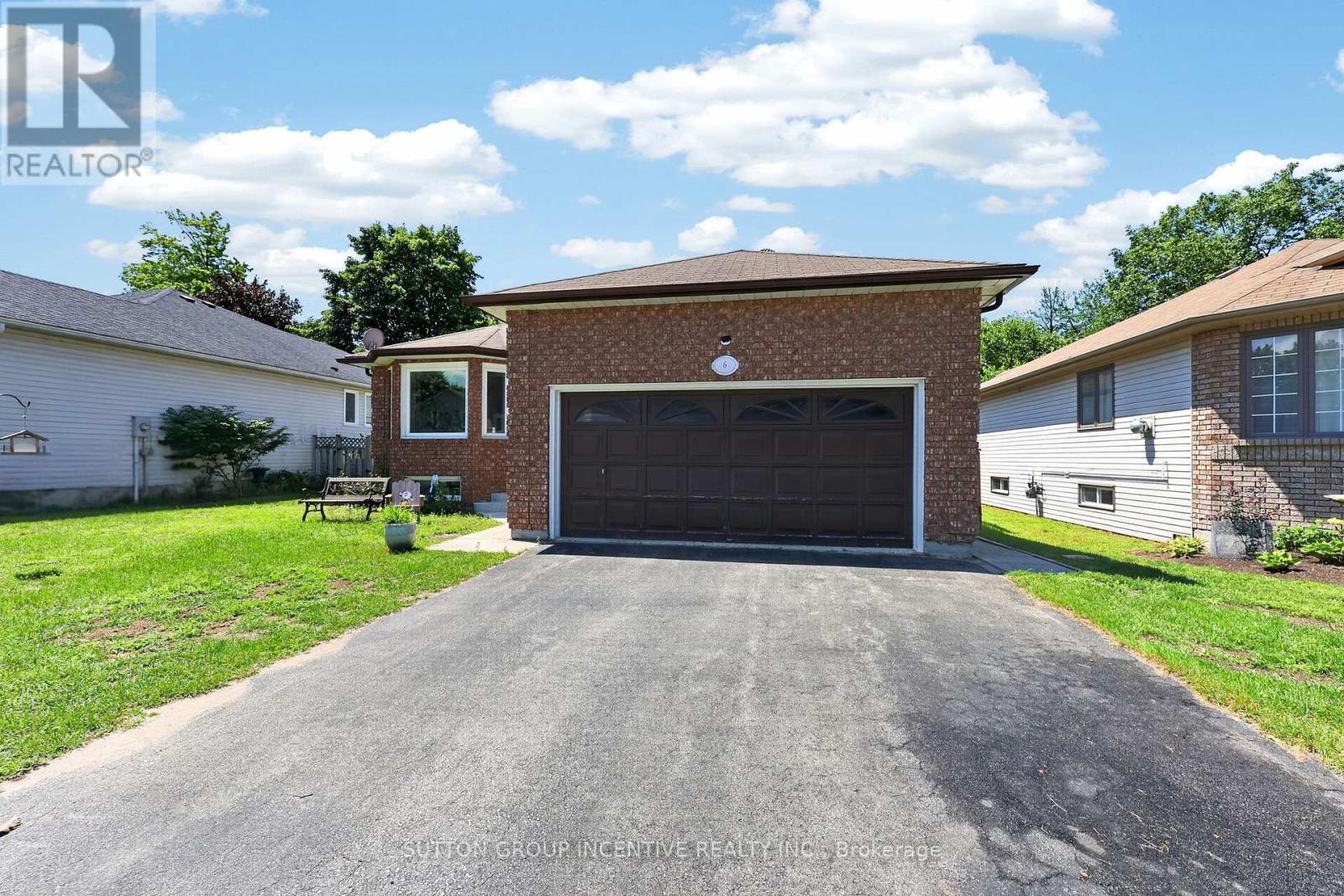 6 RIVERDALE DRIVE - 2