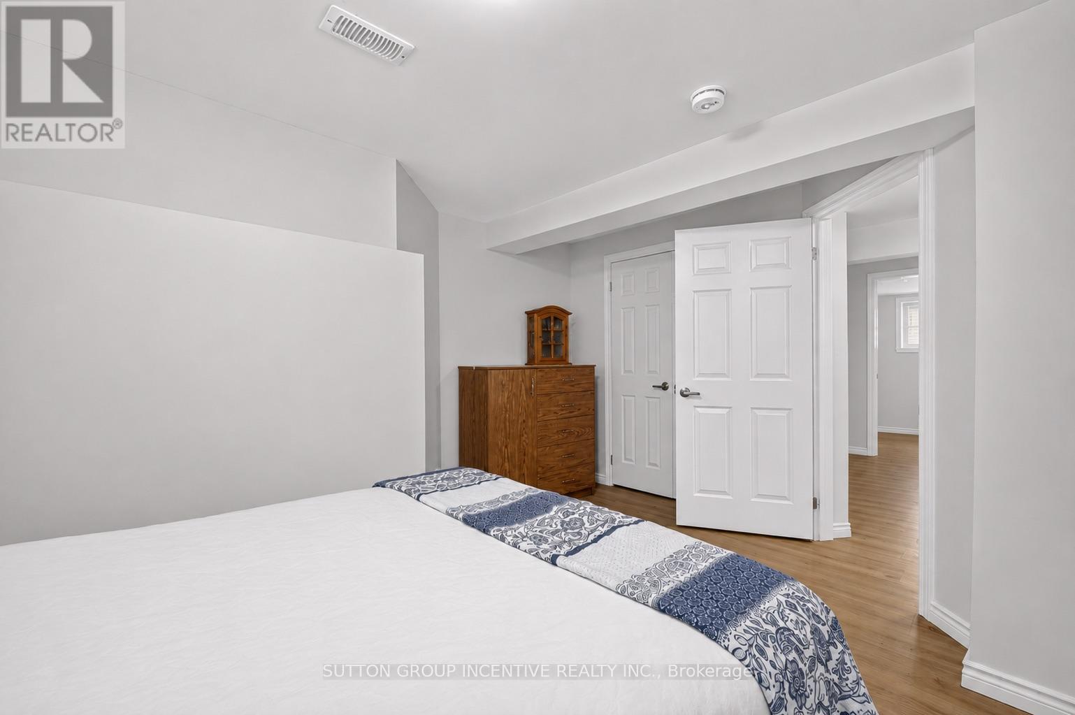 6 RIVERDALE DRIVE - Image 28