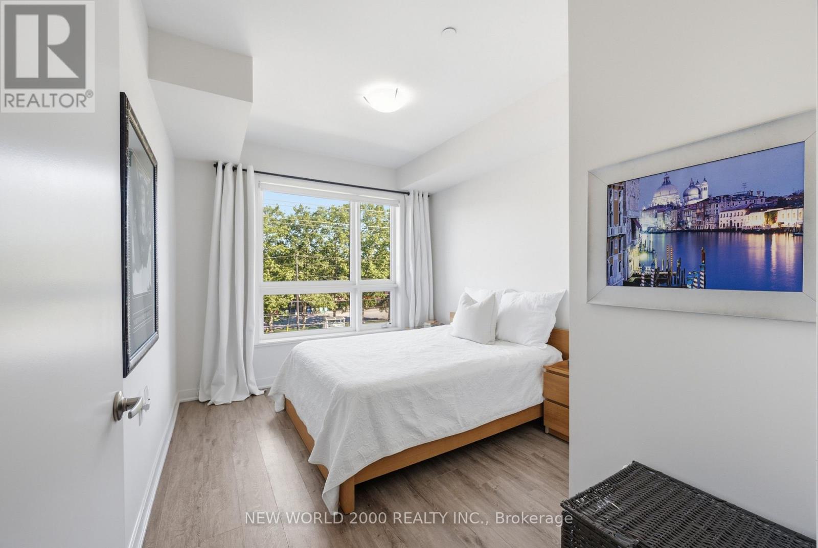 #304 340 PLAINS ROAD E - 13
