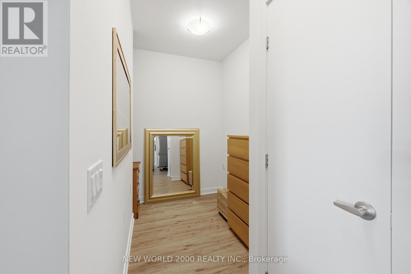 #304 340 PLAINS ROAD E - 17