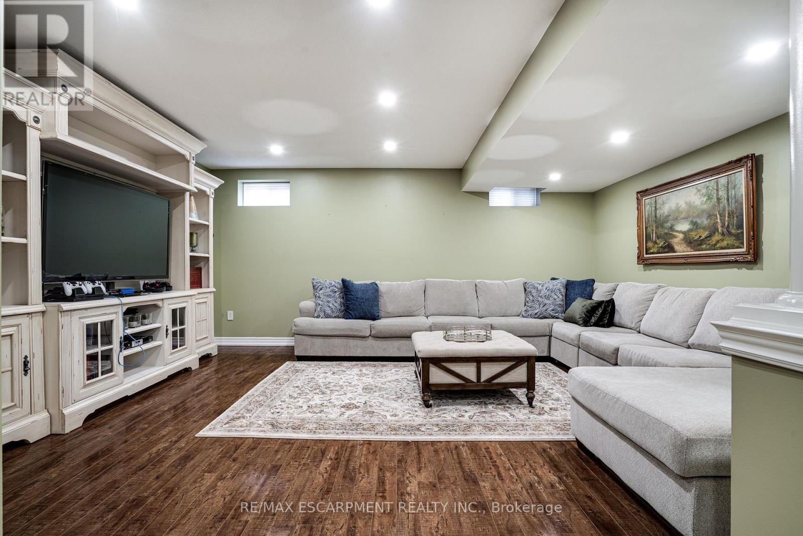 575 STONEHENGE DRIVE - Image 39