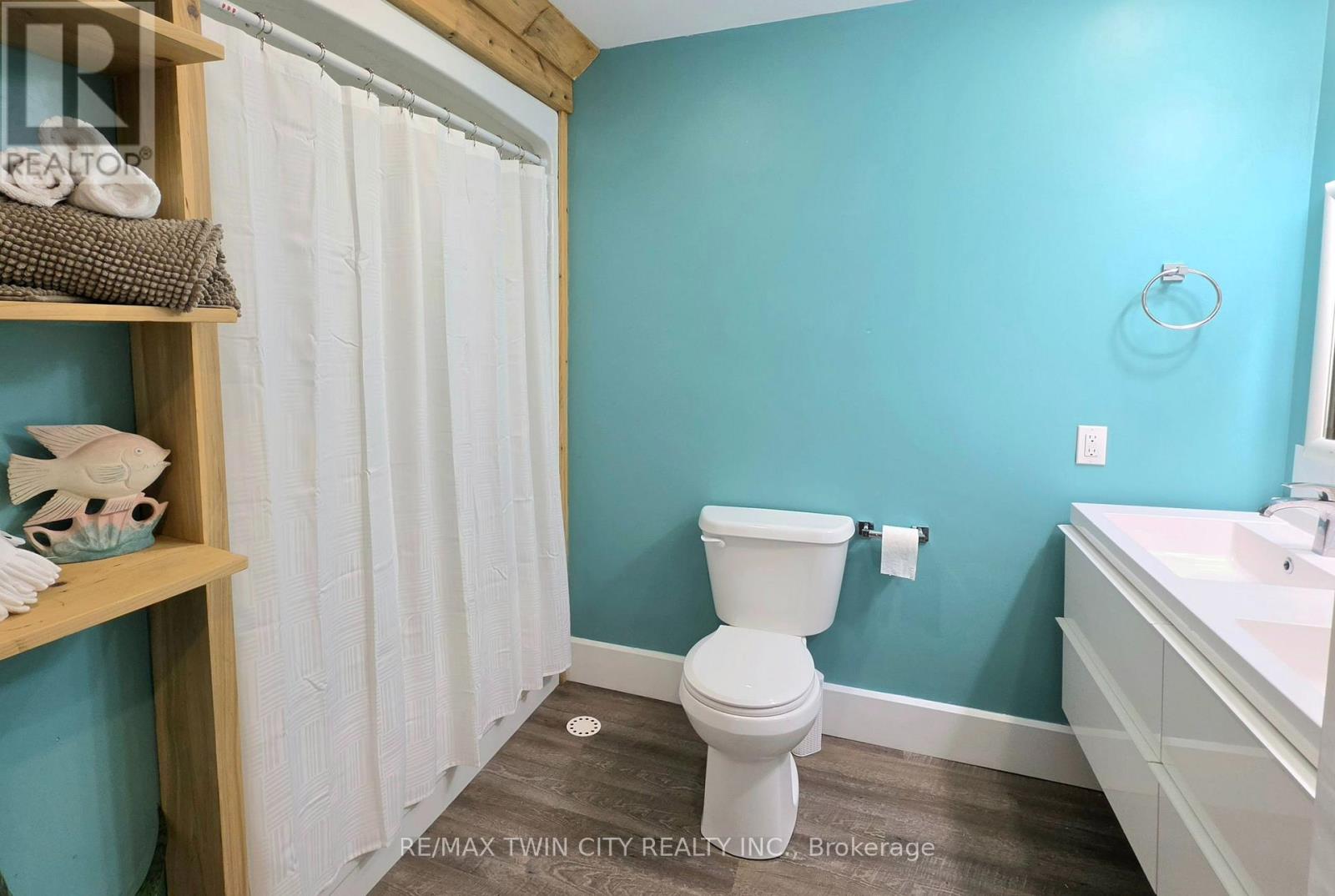 99 JOHN STREET W - Image 24