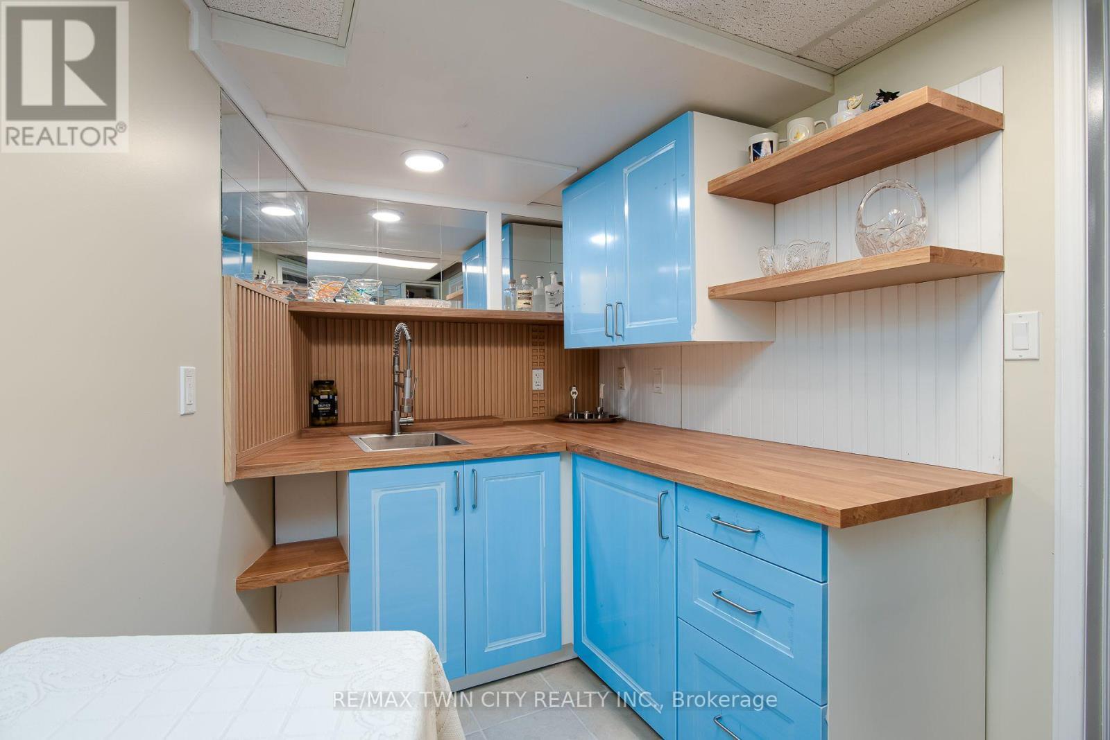 99 JOHN STREET W - Image 31
