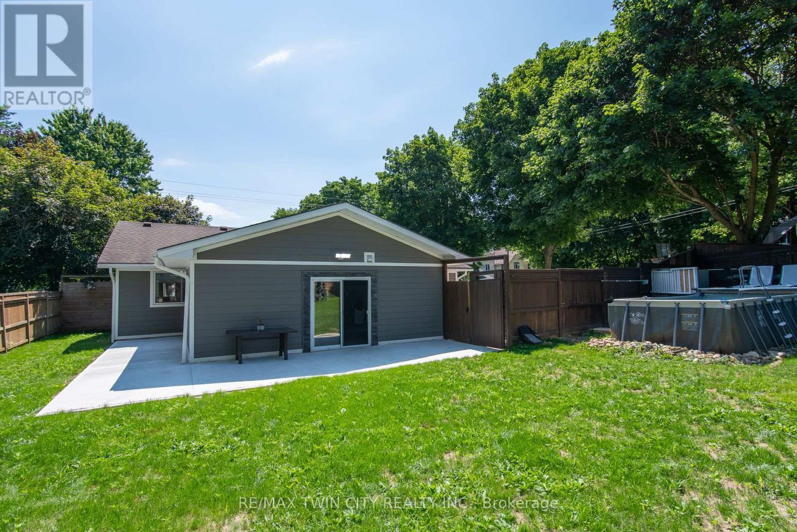 99 JOHN STREET W - Image 38