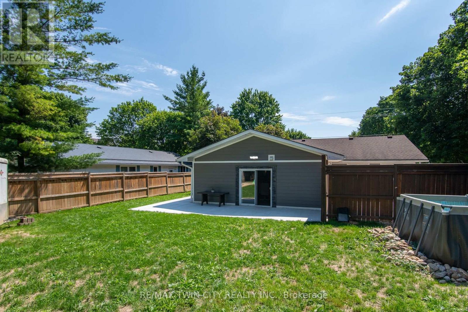99 JOHN STREET W - Image 39