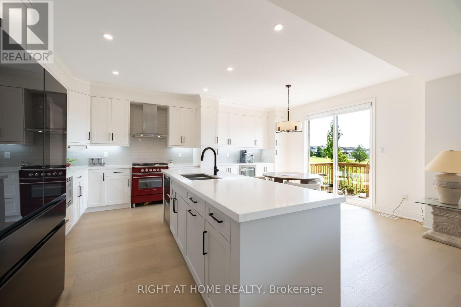34 HAMPSHIRE PLACE - Image 11