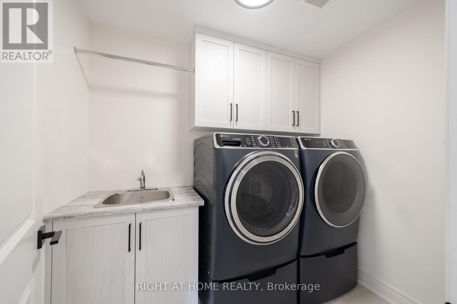 34 HAMPSHIRE PLACE - Image 39