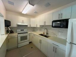 9 Sandale Drive, Winnipeg, MB R2N1A1 Photo 41
