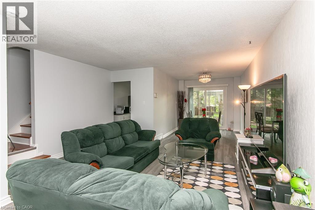 513 WEBER ST N Unit# C — photo 3
