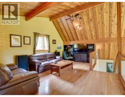 5621 Allen Ave, Powell River, BC V8A4H9 Photo 38