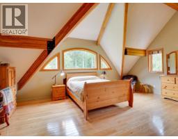 5621 Allen Ave, Powell River, BC V8A4H9 Photo 40