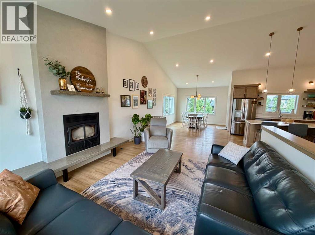 406 5 Avenue - Image 6
