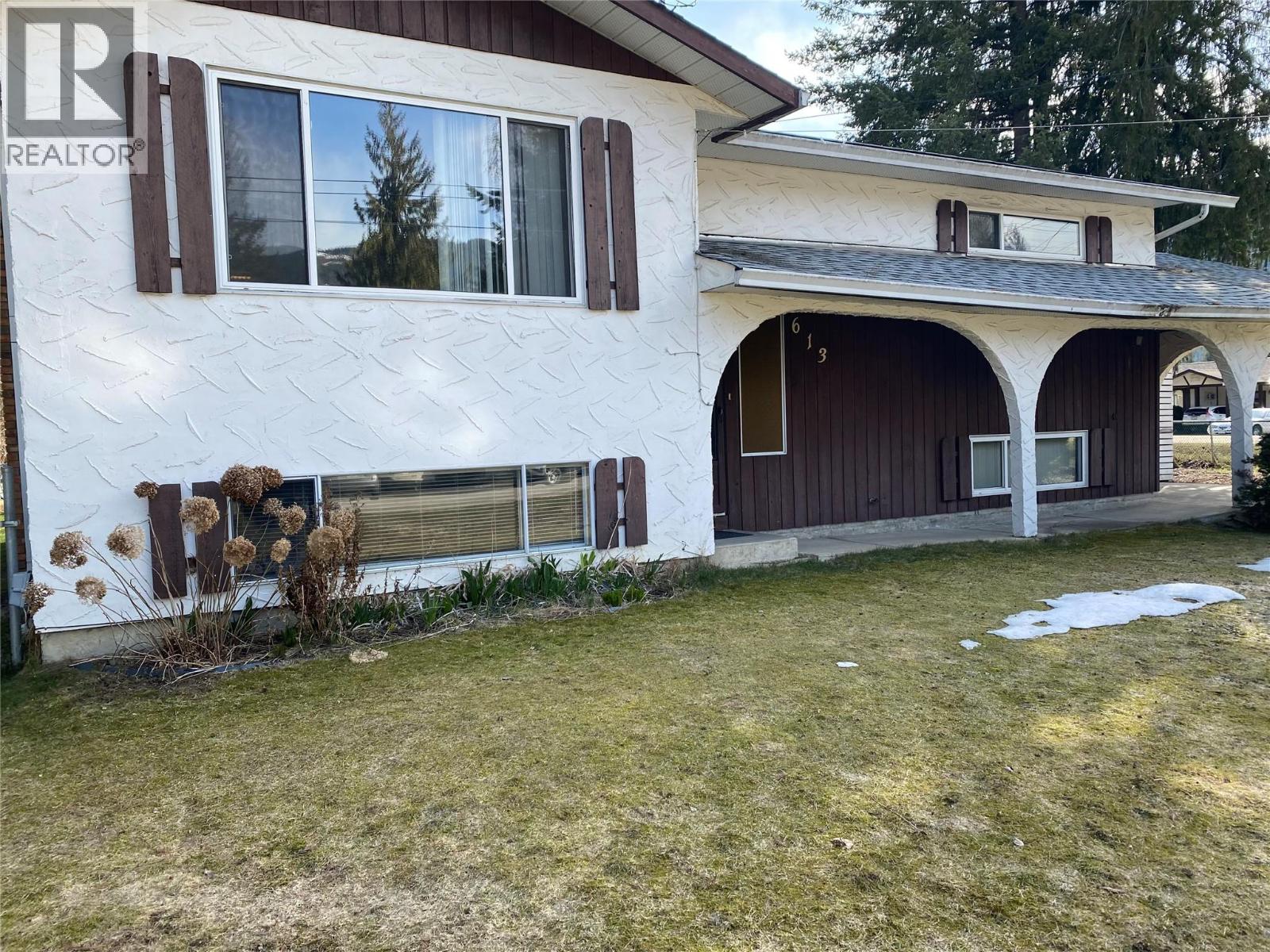 613 Forest Park Street - 1