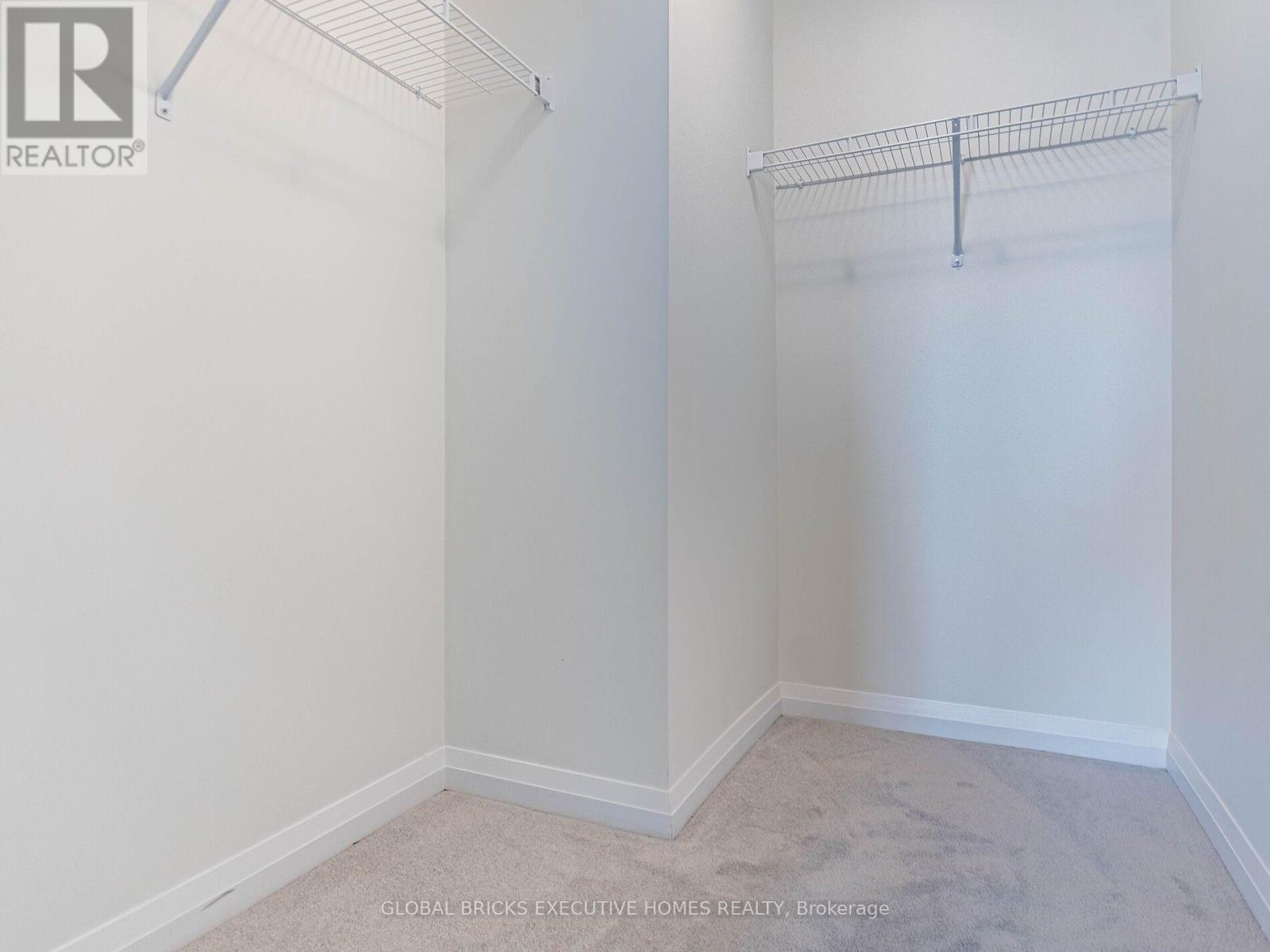 13 CENTRAL MARKET DRIVE - 21