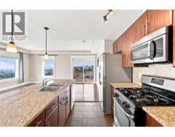 975 Victoria Street W Unit# 503, Kamloops, BC V2C0C2 Photo 11