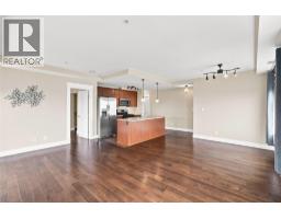975 Victoria Street W Unit# 503, Kamloops, BC V2C0C2 Photo 14