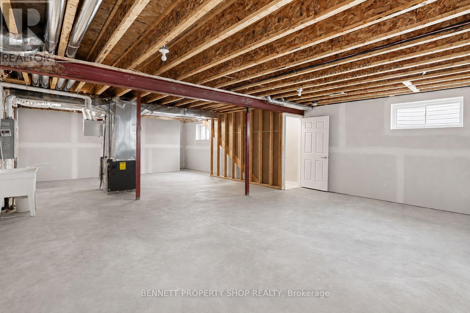 396 VENTOUX AVENUE - 25