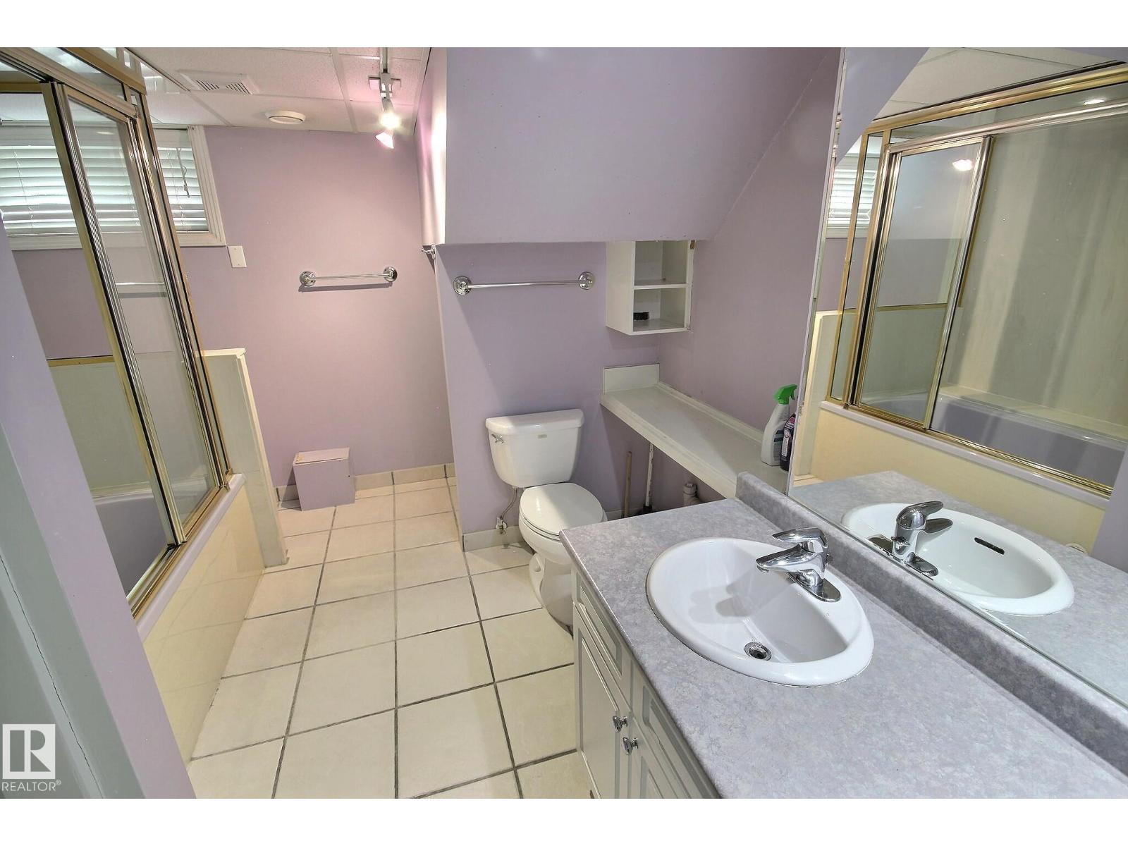 9457 79 ST NW - Image 23