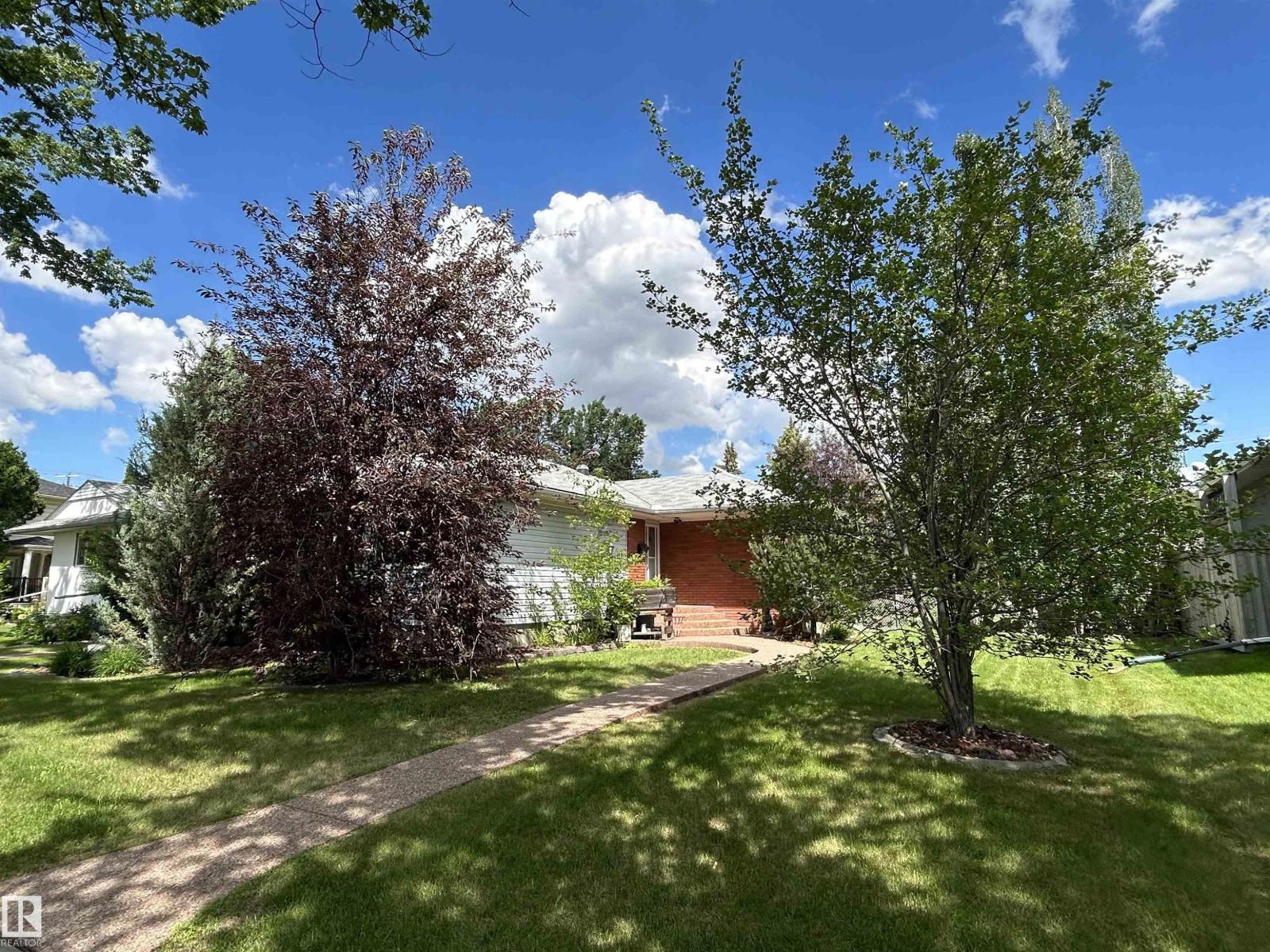 9457 79 ST NW - Image 29