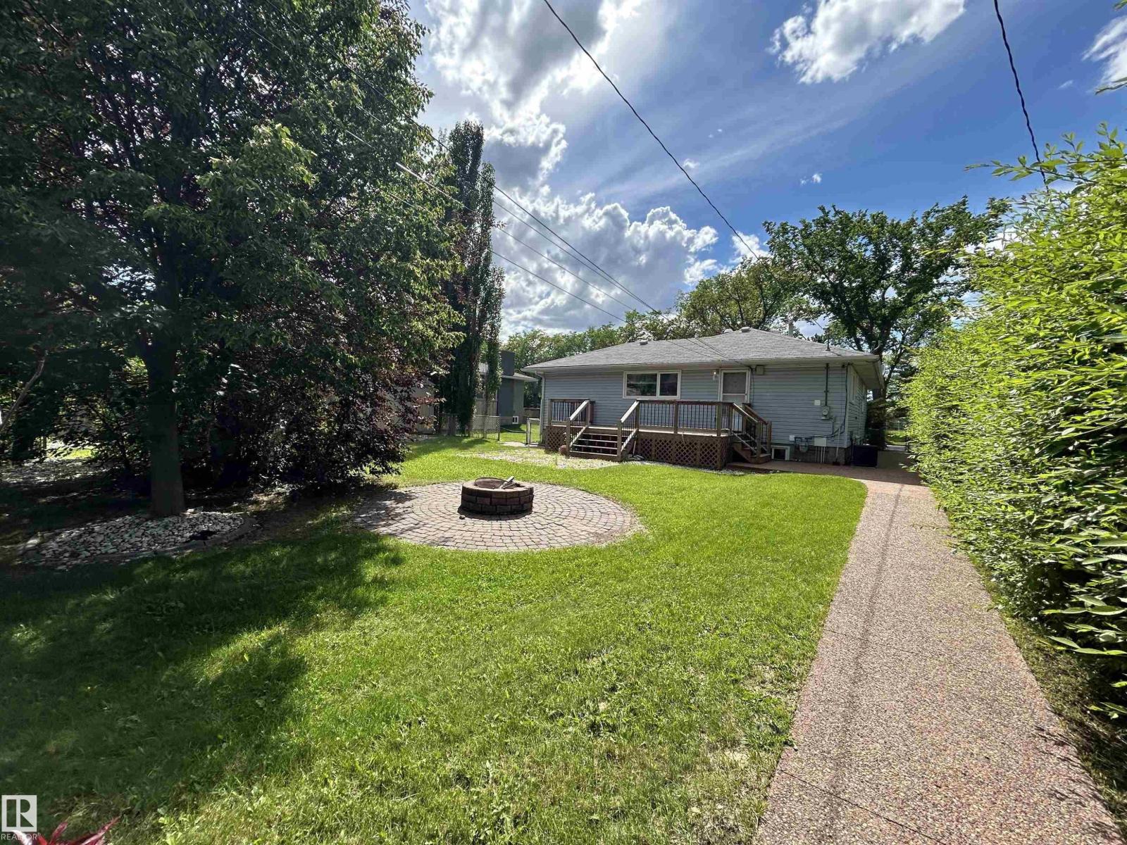 9457 79 ST NW - Image 40