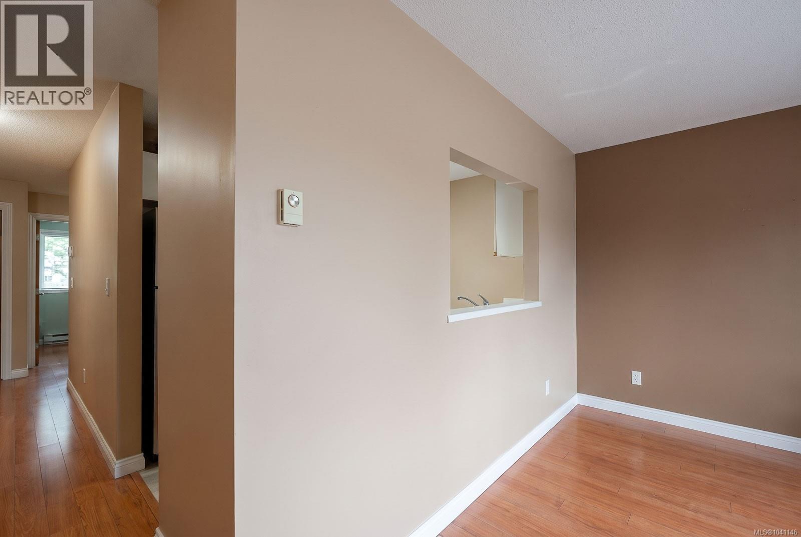 #307 1912 Bowen Rd - Image 12