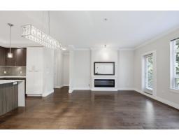 C210 20211 66 Avenue, Langley, BC V2Y0L4 Photo 11