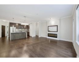 C210 20211 66 Avenue, Langley, BC V2Y0L4 Photo 12