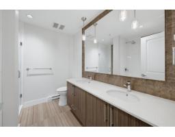 C210 20211 66 Avenue, Langley, BC V2Y0L4 Photo 17