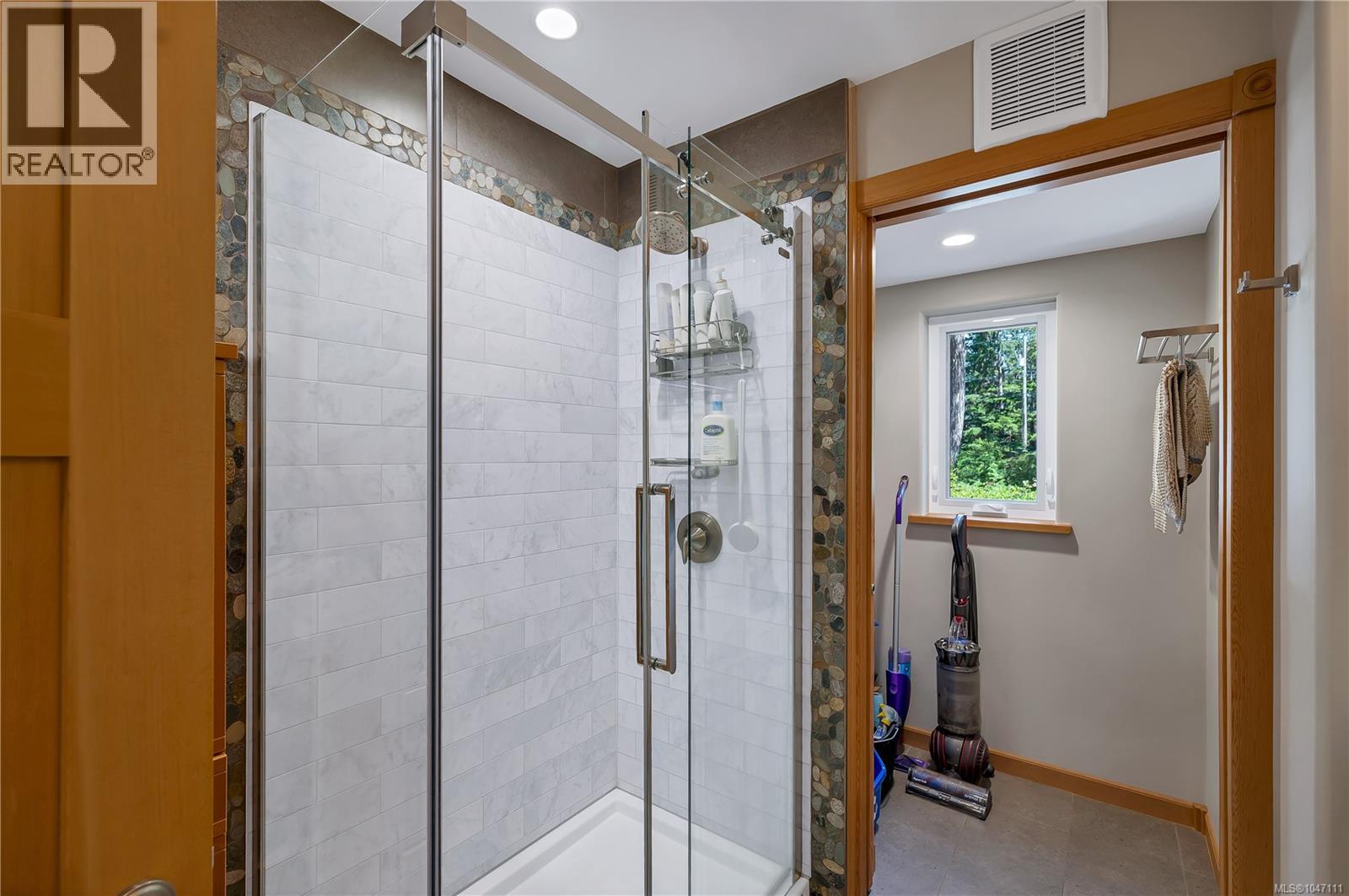 799 Smiths Rd - 13