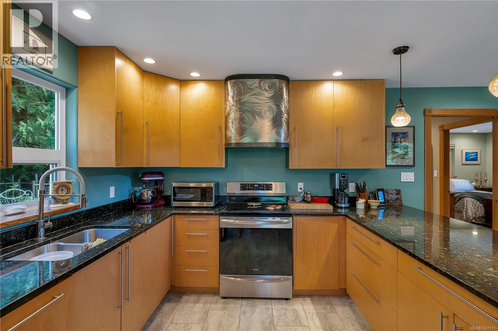 799 Smiths Rd - Image 20