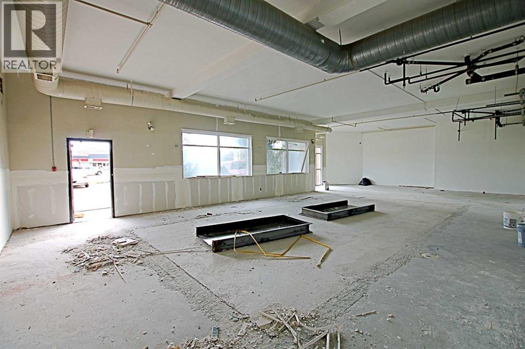 8200 Franklin Avenue, Fort McMurray