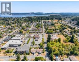 900 Georgia Ave, Nanaimo, BC V9R5W8 Photo 40