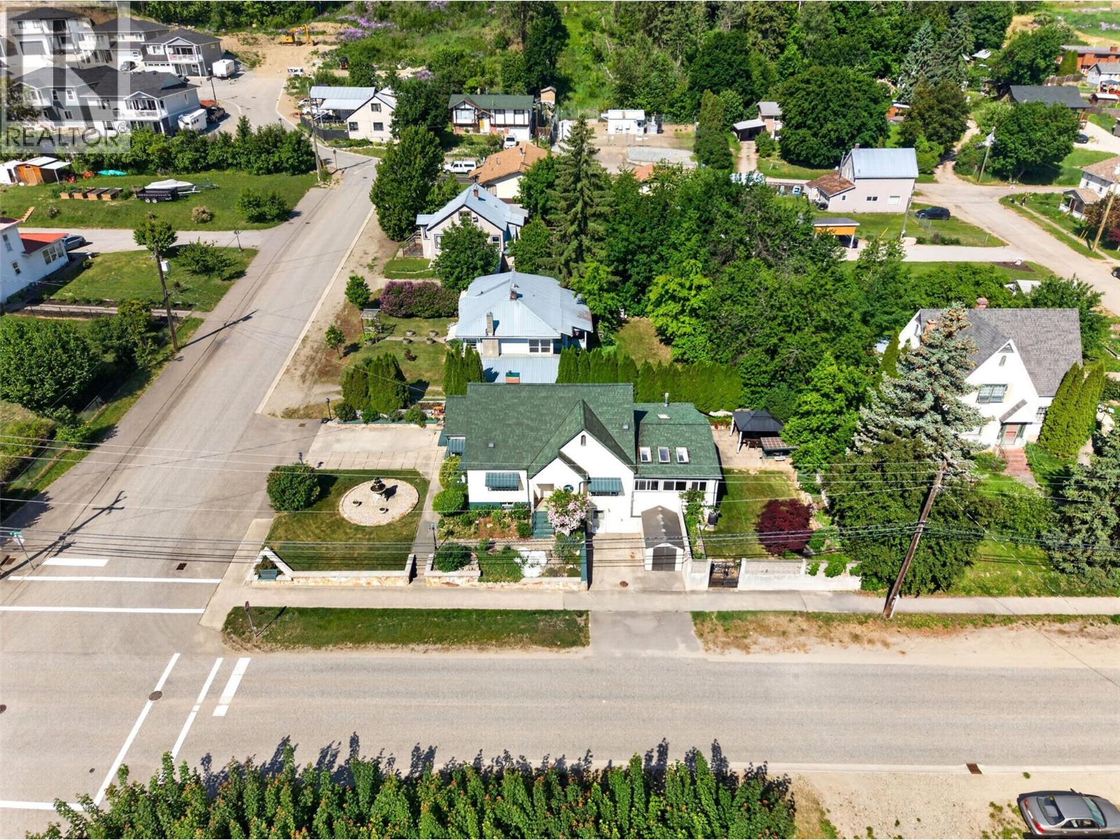 900 Sicamous Street - Image 7