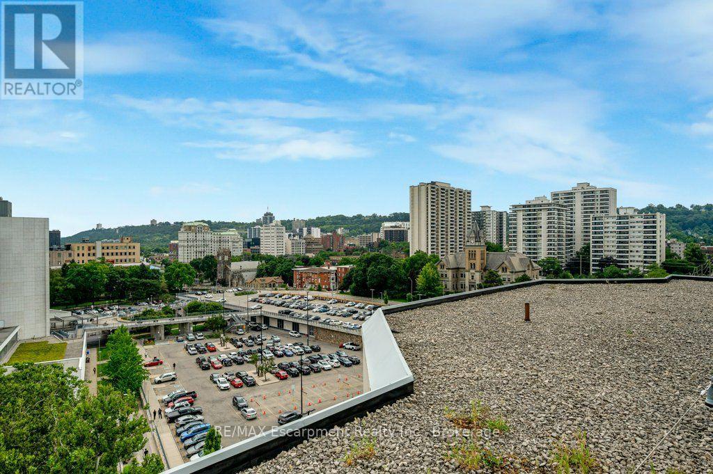 #107 66 BAY STREET S - 28
