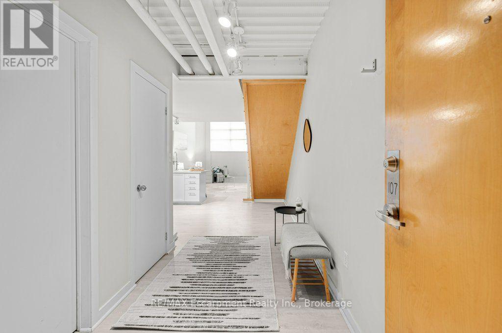 #107 66 BAY STREET S - 5
