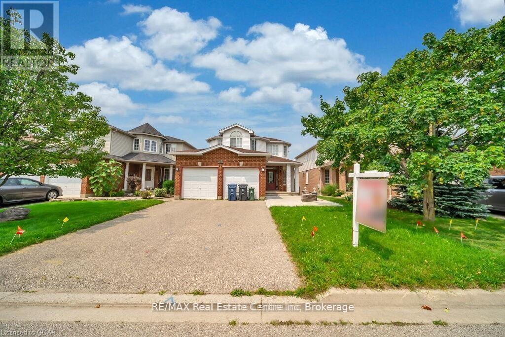 61 MOFFATT LANE - 1