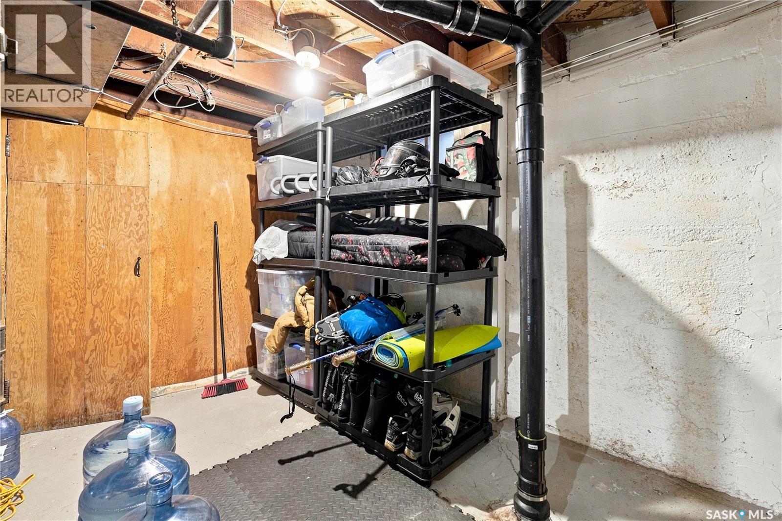 179 Angus CRESCENT - 29
